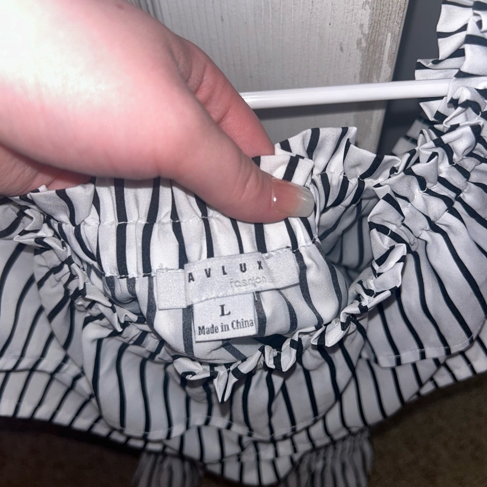 Off the shoulder top - Picture 2 of 2